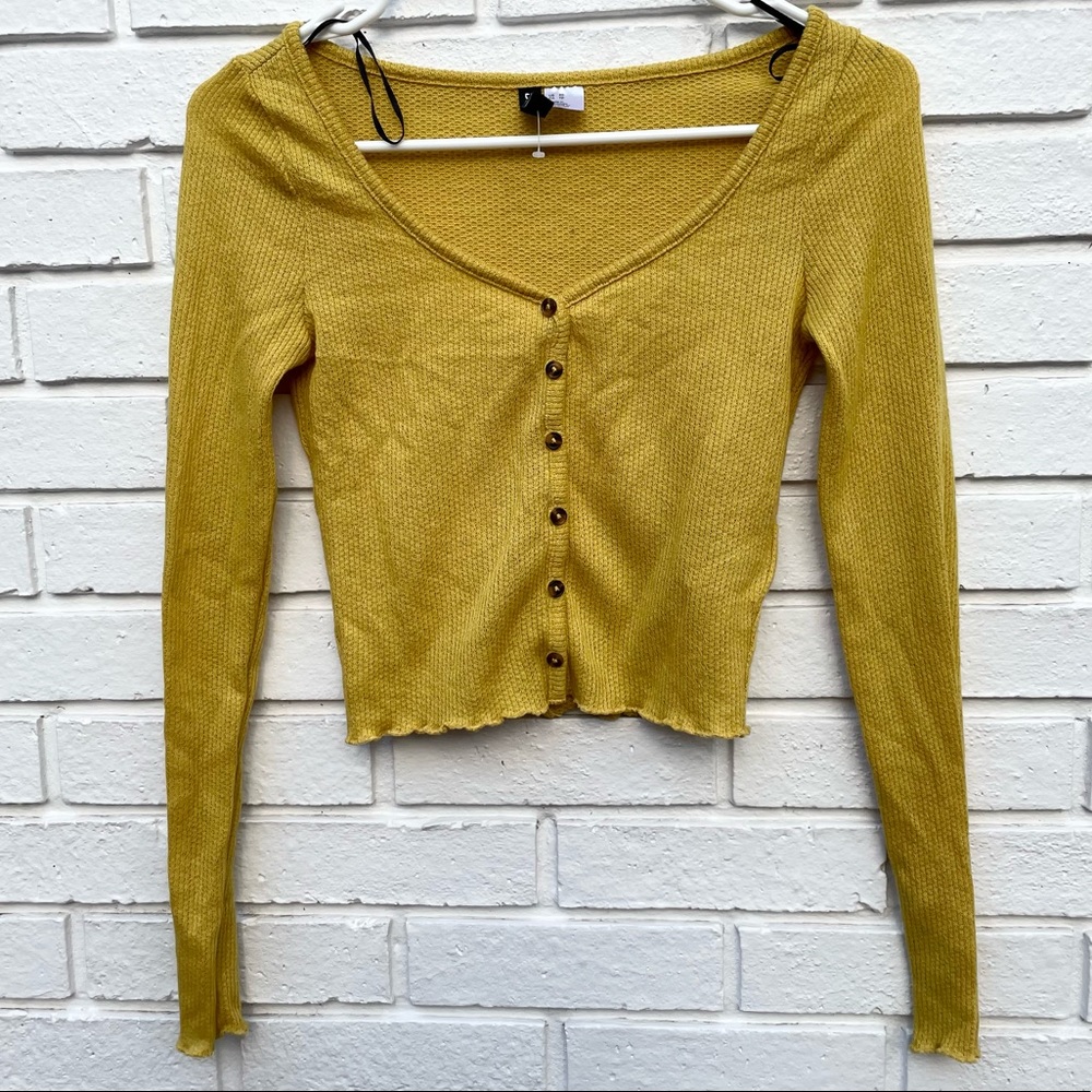 Long sleeve button up crop top